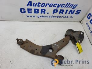 Gebruikte Draagarm onder rechts-voor Ford C-Max (DXA) 1.6 SCTi 16V Prijs € 40,00 Margeregeling aangeboden door Autorec. Gebr. Prins b.v.