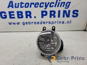 Gebruikte Mistlamp links-voor Toyota Auris Touring Sports (E18) 1.2 T 16V Prijs € 25,00 Margeregeling aangeboden door Autorec. Gebr. Prins b.v.