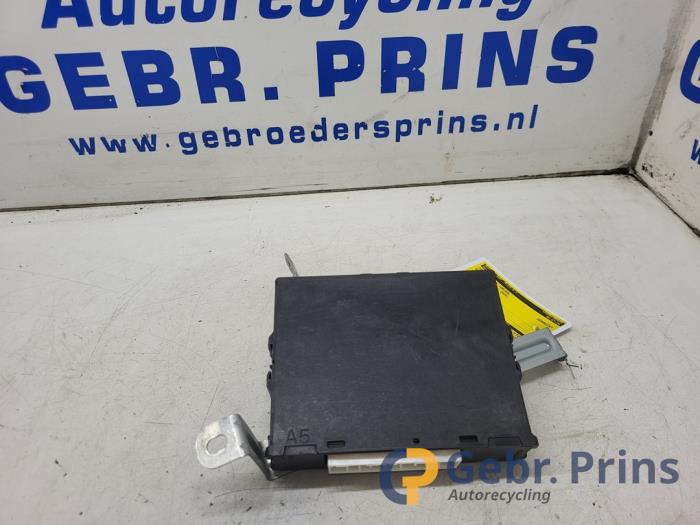 Computer Body Control van een Suzuki Alto (RF410) 1.1 16V 2004
