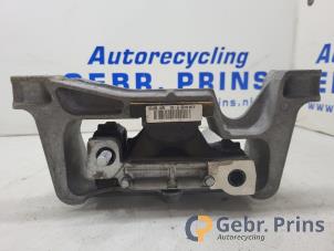 Gebruikte Motorrubber Mercedes CLA Shooting Brake (117.9) 2.2 CLA-200 CDI, 200 d 16V Prijs € 20,00 Margeregeling aangeboden door Autorec. Gebr. Prins b.v.