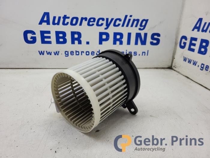Gebruikte Intercooler Suzuki Celerio (LF) 1.0 12V Dualjet Prijs € 40,00 Margeregeling aangeboden door Autorec. Gebr. Prins b.v.