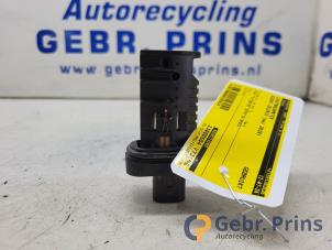 Gebruikte Luchtmassameter Suzuki Celerio (LF) 1.0 12V Dualjet Prijs € 20,00 Margeregeling aangeboden door Autorec. Gebr. Prins b.v.