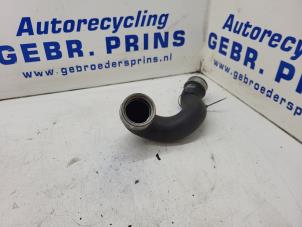 Gebruikte Intercooler Slang Mercedes C (W203) 2.2 C-200 CDI 16V Prijs € 20,00 Margeregeling aangeboden door Autorec. Gebr. Prins b.v.