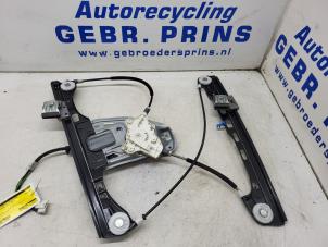 Gebruikte Raammechaniek 4Deurs rechts-voor Mercedes C (W203) 2.2 C-200 CDI 16V Prijs € 25,00 Margeregeling aangeboden door Autorec. Gebr. Prins b.v.
