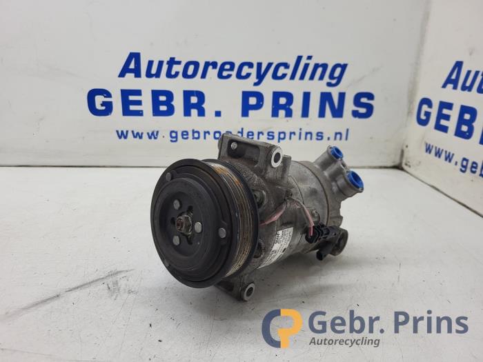 Gebruikte Aircopomp Opel Astra K 1.6 CDTI 110 16V Prijs € 125,00 Margeregeling aangeboden door Autorec. Gebr. Prins b.v.