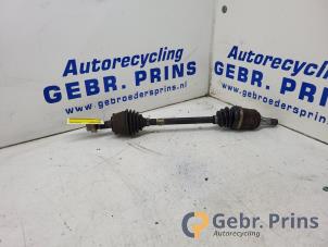 Gebruikte Homokineetas links-voor Opel Corsa D 1.2 16V Prijs € 30,00 Margeregeling aangeboden door Autorec. Gebr. Prins b.v.