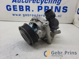 Gebruikte Waterpomp Opel Astra K 1.6 CDTI 110 16V Prijs € 75,00 Margeregeling aangeboden door Autorec. Gebr. Prins b.v.