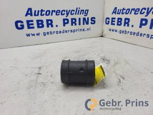 Gebruikte Luchtmassameter Opel Combo 1.3 CDTI 16V ecoFlex Prijs € 25,00 Margeregeling aangeboden door Autorec. Gebr. Prins b.v.