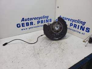 Gebruikte Asschenkel links-achter Mercedes C (W205) C-180 1.6 16V Prijs € 125,00 Margeregeling aangeboden door Autorec. Gebr. Prins b.v.