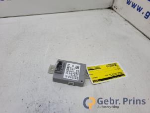 Gebruikte Module Verlichting Mercedes C (W205) C-180 1.6 16V Prijs € 50,00 Margeregeling aangeboden door Autorec. Gebr. Prins b.v.