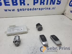 Gebruikte Kontaktslot + computer Mercedes C (W205) C-180 1.6 16V Prijs € 300,00 Margeregeling aangeboden door Autorec. Gebr. Prins b.v.