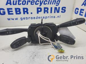 Gebruikte Combischakelaar Stuurkolom Peugeot 307 (3A/C/D) 1.4 16V Prijs € 100,00 Margeregeling aangeboden door Autorec. Gebr. Prins b.v.