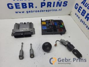 Gebruikte Kontaktslot + computer Peugeot Expert (V1/VA/VB/VE/VF/VT/VY) 1.5 BlueHDi 100 Prijs € 484,00 Inclusief btw aangeboden door Autorec. Gebr. Prins b.v.