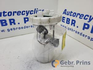 Gebruikte Tank element Pomp Kia Picanto (JA) 1.0 DPi 12V Prijs € 50,00 Margeregeling aangeboden door Autorec. Gebr. Prins b.v.