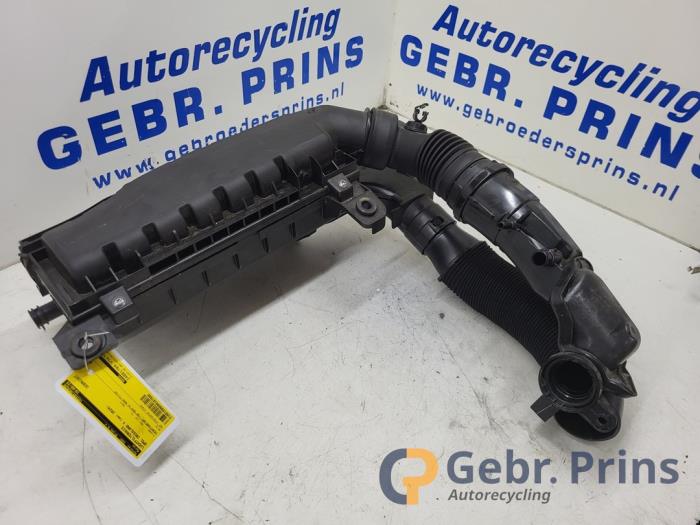 Gebruikte Luchtfilterhuis Opel Crossland (X) 1.2 Turbo 12V Prijs € 50,00 Margeregeling aangeboden door Autorec. Gebr. Prins b.v.