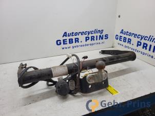 Gebruikte Trekhaak Volkswagen Transporter/Caravelle T5 1.9 TDi Prijs € 151,25 Inclusief btw aangeboden door Autorec. Gebr. Prins b.v.