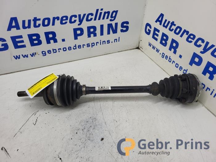 Gebruikte Steekas links-voor Volkswagen Transporter/Caravelle T5 1.9 TDi Prijs € 90,75 Inclusief btw aangeboden door Autorec. Gebr. Prins b.v.