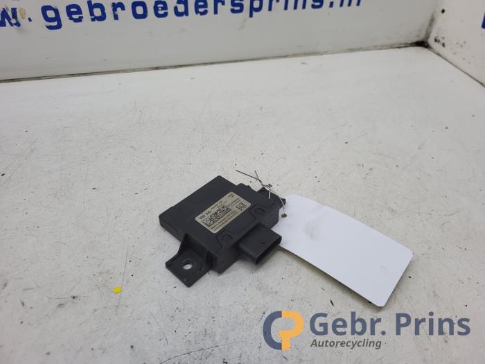 Gebruikte Computer Diversen Volkswagen Passat Variant (3G5) 1.4 GTE 16V Prijs € 75,00 Margeregeling aangeboden door Autorec. Gebr. Prins b.v.