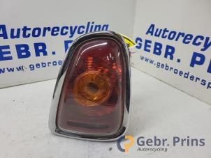 Gebruikte Achterlicht rechts Mini Mini (R56) 1.4 16V One Prijs € 25,00 Margeregeling aangeboden door Autorec. Gebr. Prins b.v.