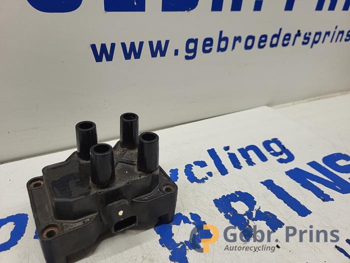 Gebruikte Bobine Ford Fiesta 5 (JD/JH) 1.25 16V Prijs € 20,00 Margeregeling aangeboden door Autorec. Gebr. Prins b.v.