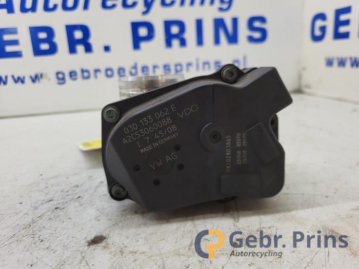 Gebruikte Gasklephuis Volkswagen Polo IV (9N1/2/3) 1.2 Prijs € 25,00 Margeregeling aangeboden door Autorec. Gebr. Prins b.v.