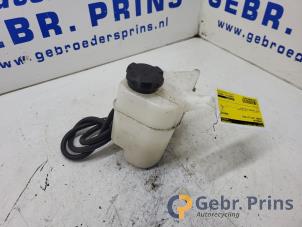 Gebruikte Expansievat Hyundai iX20 (JC) 1.4i 16V Prijs € 25,00 Margeregeling aangeboden door Autorec. Gebr. Prins b.v.