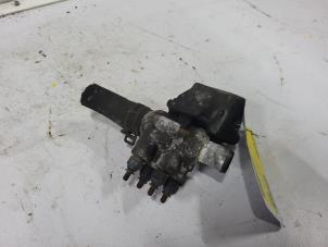 Gebruikte Thermostaat Opel Vivaro 1.6 CDTI 115 Prijs € 18,15 Inclusief btw aangeboden door Autorec. Gebr. Prins b.v.