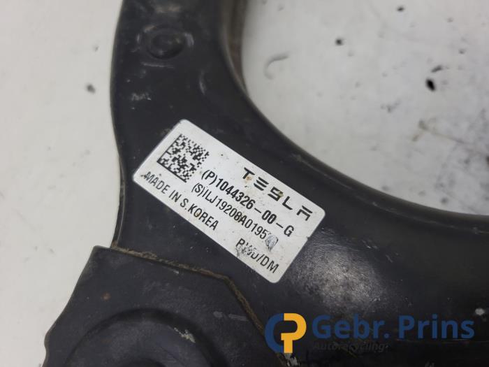 Draagarm Vooras Rechts 147-156-GT- OEM 60652466 Draagarm Vooras Rechts 147-156-GT- OEM 60652466