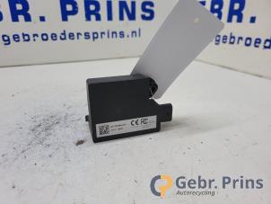 Gebruikte PDC Module Tesla Model 3 Long Range 72kWh Prijs € 20,00 Margeregeling aangeboden door Autorec. Gebr. Prins b.v.