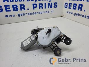 Gebruikte Ruitenwissermotor achter Volkswagen Golf V (1K1) 1.6 FSI 16V Prijs € 20,00 Margeregeling aangeboden door Autorec. Gebr. Prins b.v.