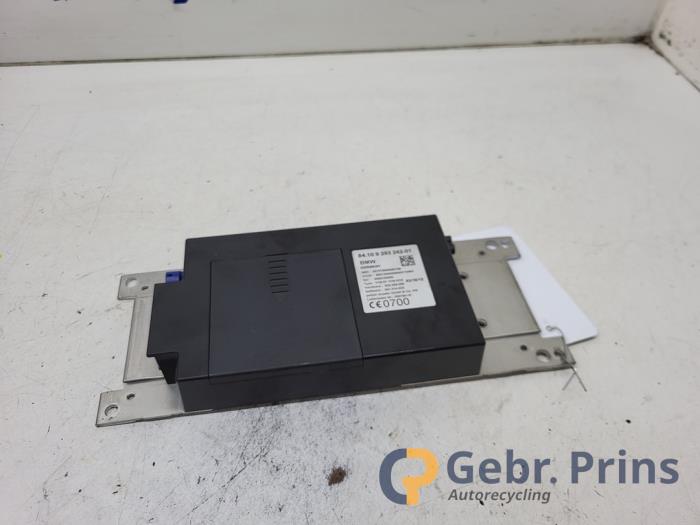Gebruikte Telefoon Module BMW 7 serie (F01/02/03/04) 740d 24V Prijs € 75,00 Margeregeling aangeboden door Autorec. Gebr. Prins b.v.