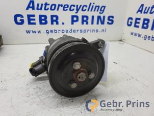 Gebruikte Servopomp BMW 7 serie (F01/02/03/04) 740d 24V Prijs € 150,00 Margeregeling aangeboden door Autorec. Gebr. Prins b.v.