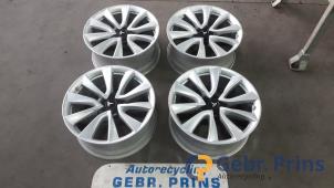Gebruikte Velgenset Sport Tesla Model 3 Long Range 72kWh Prijs € 800,00 Margeregeling aangeboden door Autorec. Gebr. Prins b.v.