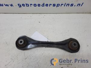 Gebruikte Draagarm onder links-achter BMW 3 serie (E90) 320d 16V Corporate Lease Prijs € 25,00 Margeregeling aangeboden door Autorec. Gebr. Prins b.v.