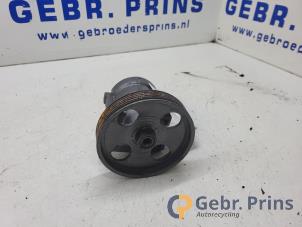 Gebruikte Servopomp Opel Vivaro 1.9 DTI 16V Prijs € 42,35 Inclusief btw aangeboden door Autorec. Gebr. Prins b.v.