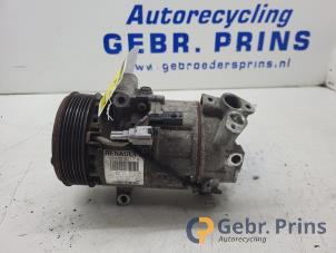 Gebruikte Aircopomp Renault Clio IV (5R) 0.9 Energy TCE 90 12V Prijs € 100,00 Margeregeling aangeboden door Autorec. Gebr. Prins b.v.