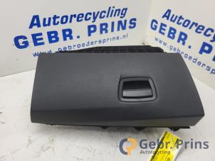 Gebruikte Dashboardkastje BMW 5 serie (F10) 525d xDrive 16V Prijs € 35,00 Margeregeling aangeboden door Autorec. Gebr. Prins b.v.