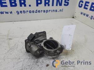 Gebruikte Gasklephuis BMW 5 serie (F10) 525d xDrive 16V Prijs € 50,00 Margeregeling aangeboden door Autorec. Gebr. Prins b.v.