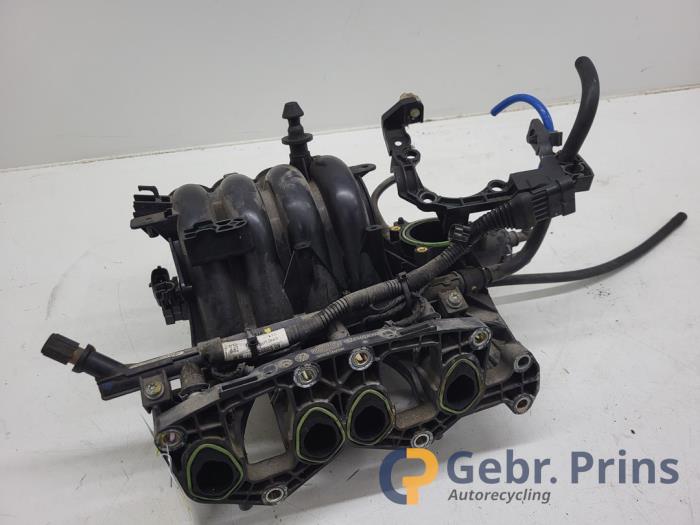 Gebruikte Spruitstuk Inlaat Ford Ka II 1.2 Prijs € 75,00 Margeregeling aangeboden door Autorec. Gebr. Prins b.v.