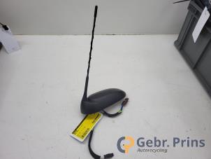 Gebruikte Antenne Opel Adam 1.0 Ecotec 12V SIDI Turbo Prijs € 20,00 Margeregeling aangeboden door Autorec. Gebr. Prins b.v.