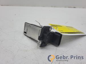 Gebruikte Luchtmassameter Opel Adam 1.0 Ecotec 12V SIDI Turbo Prijs € 40,00 Margeregeling aangeboden door Autorec. Gebr. Prins b.v.