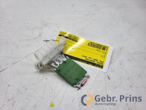 Gebruikte Kachel Weerstand Opel Adam 1.0 Ecotec 12V SIDI Turbo Prijs € 10,00 Margeregeling aangeboden door Autorec. Gebr. Prins b.v.