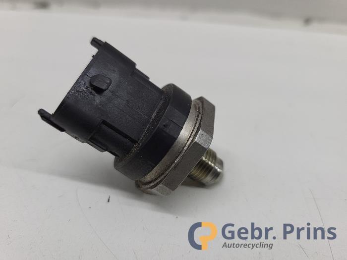 Gebruikte Druksensor Ford Focus 3 Wagon 1.0 Ti-VCT EcoBoost 12V 100 Prijs € 25,00 Margeregeling aangeboden door Autorec. Gebr. Prins b.v.