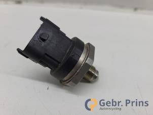 Gebruikte Brandstofdruk sensor Ford Focus 3 Wagon 1.0 Ti-VCT EcoBoost 12V 100 Prijs € 25,00 Margeregeling aangeboden door Autorec. Gebr. Prins b.v.