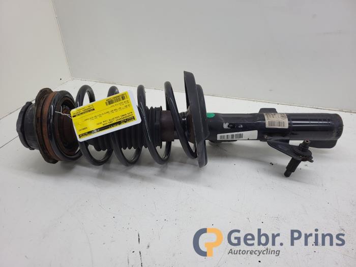 Gebruikte Mac Phersonpoot links-voor Alfa Romeo Giulietta (940) 1.4 TB 16V MultiAir Prijs € 50,00 Margeregeling aangeboden door Autorec. Gebr. Prins b.v.
