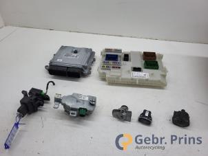 Gebruikte Contactslot + computer Volvo V60 I (FW/GW) 2.0 D3 20V Prijs € 200,00 Margeregeling aangeboden door Autorec. Gebr. Prins b.v.
