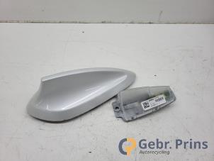 Gebruikte Antenne BMW 1 serie (F20) 116i 1.6 16V Prijs € 30,00 Margeregeling aangeboden door Autorec. Gebr. Prins b.v.