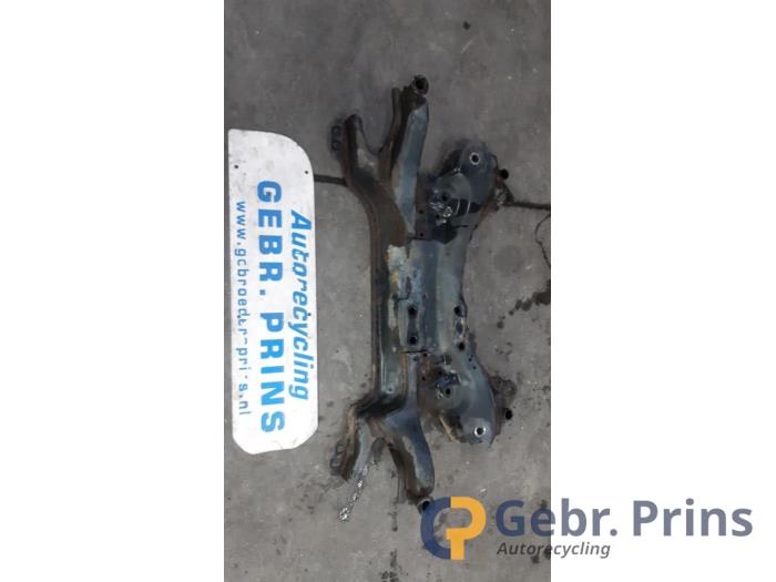 Gebruikte Subframe Toyota RAV4 (A3) 2.2 D-4D 16V 4x4 Prijs € 125,00 Margeregeling aangeboden door Autorec. Gebr. Prins b.v.