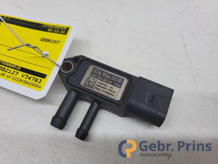 Brandstofdruk sensor van een Volkswagen Caddy III (2KA,2KH,2CA,2CH) 1.6 TDI 16V 2011