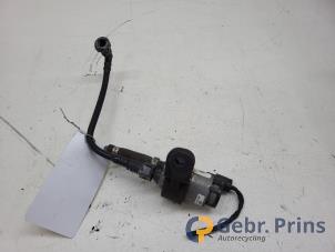 Gebruikte Adblue pomp BMW 5 serie Touring (F11) 535d xDrive 24V Prijs € 100,00 Margeregeling aangeboden door Autorec. Gebr. Prins b.v.